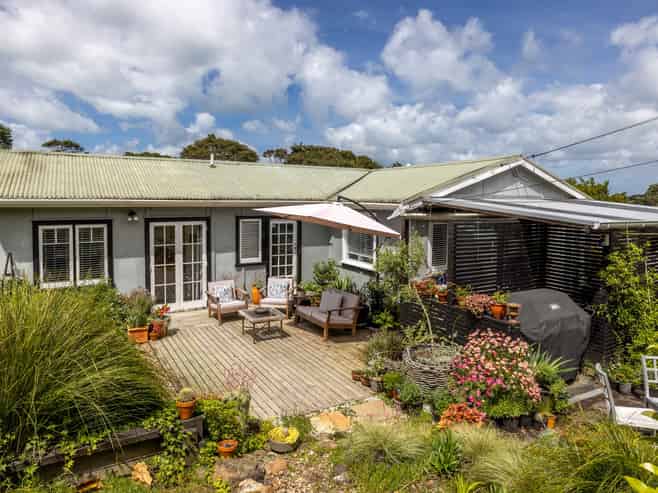 1 Crescent Road West, Palm Beach