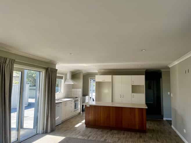 1013b Beatty Street, Mayfair