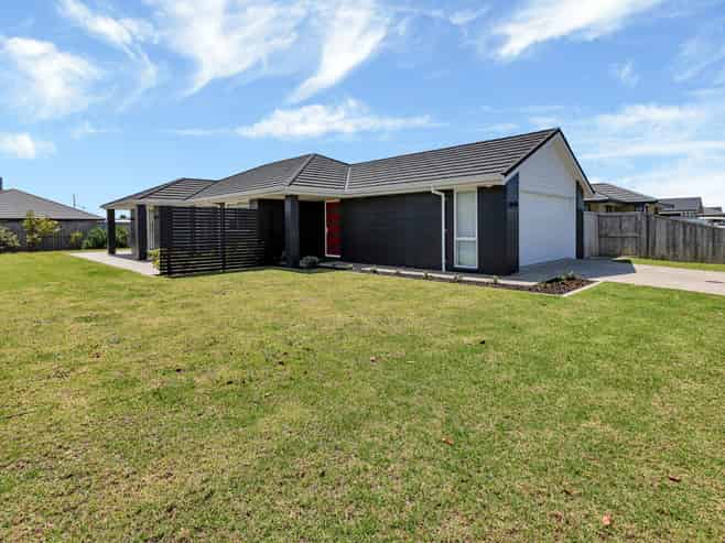 13 Kaurinui Crescent, One Tree Point