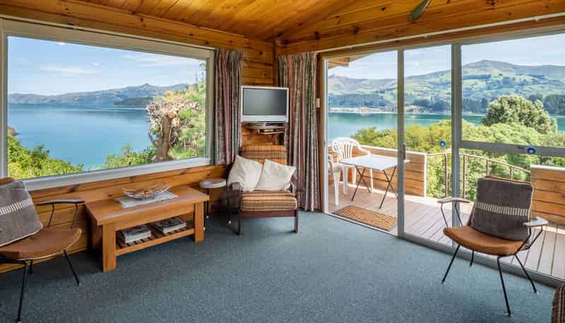 46 Bayview Crescent, Duvauchelle