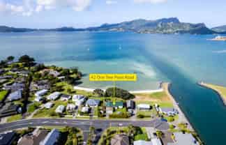 42 One Tree Point Road, One Tree Point