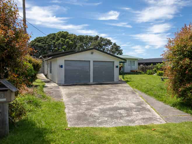 42 One Tree Point Road, One Tree Point