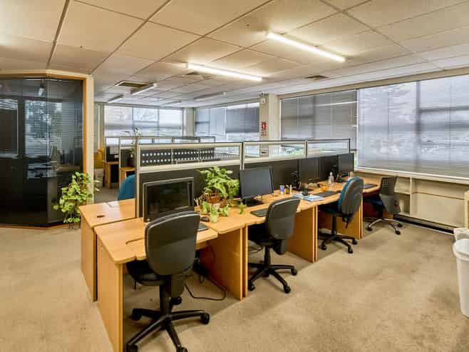 Fully tenanted office investment