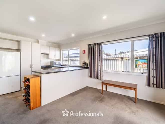 17 Woodland Mews, Wainuiomata