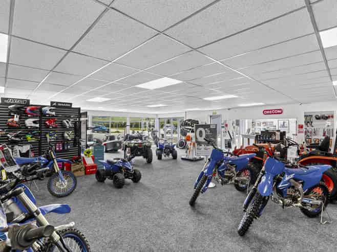 For Sale and or Lease 19 Pinot Noir Drive Cromwell