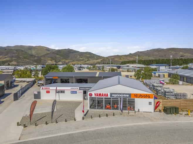 For Sale and or Lease 19 Pinot Noir Drive Cromwell