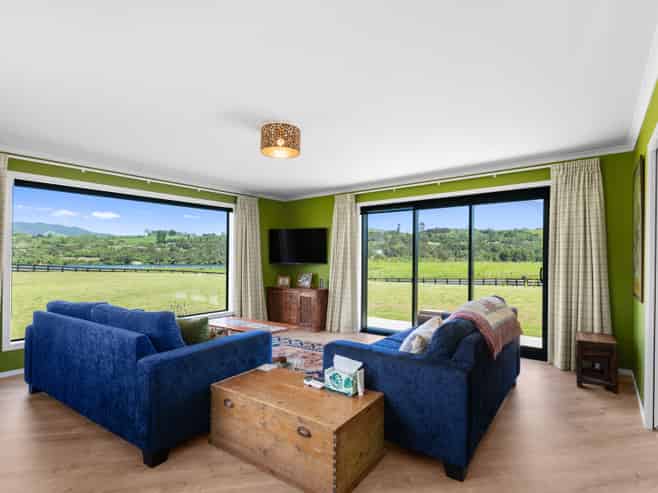 321 Horahora Road, Piarere