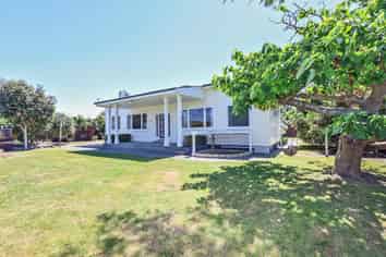1001 Southland Road, Raureka