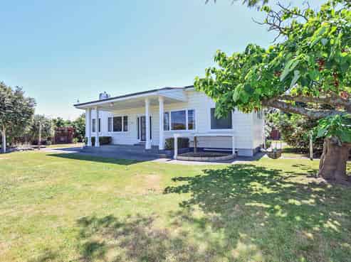 1001 Southland Road, Raureka