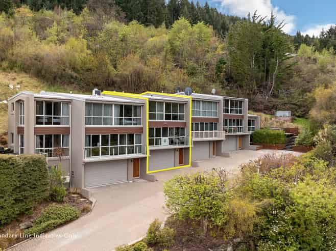 2B Vancouver Drive, Queenstown Hill