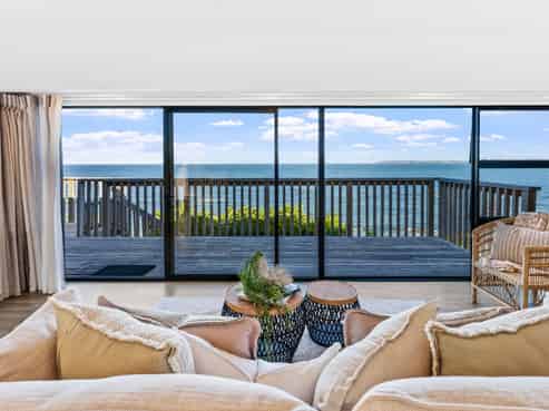 61 Grand View Road, Leigh