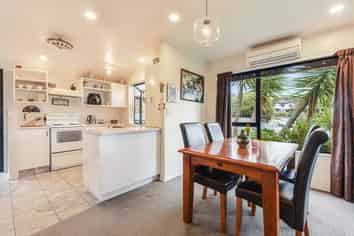 21 Clifford Avenue, Bishopdale