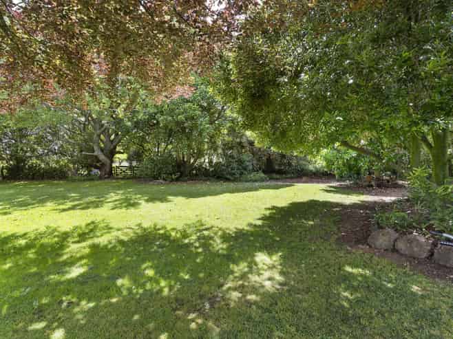 212 Lewis Road, Karaka