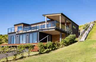 45 Skippers Road, Opito Bay