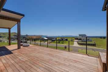 45 Skippers Road, Opito Bay