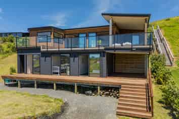 45 Skippers Road, Opito Bay