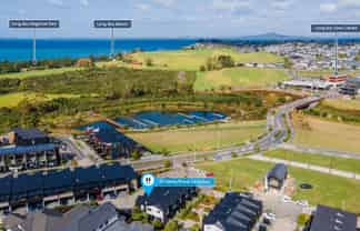 2D Nerita Place, Long Bay