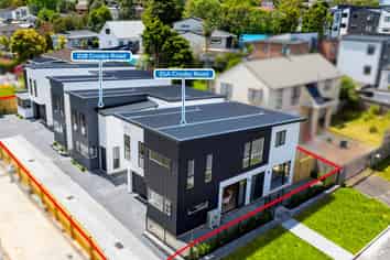 21A & 21B Crosby Road, West Harbour