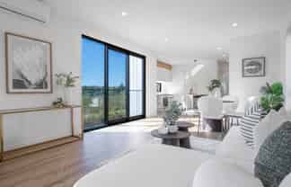 33E St Peters Street, Northcote