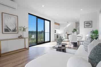 33E St Peters Street, Northcote