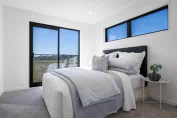 33E St Peters Street, Northcote