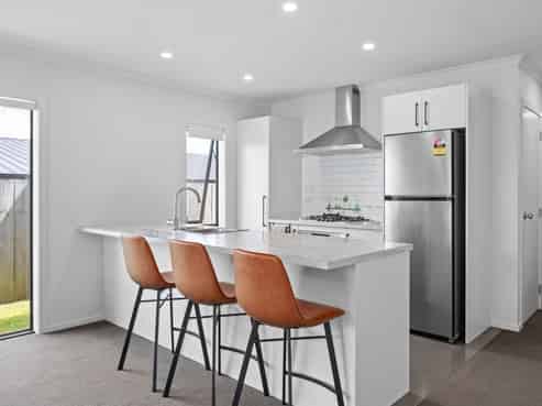 144 Te Manatu Drive, Huntington