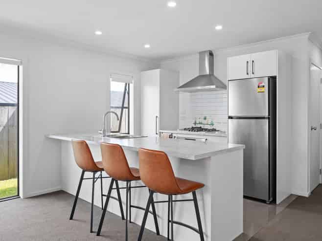 144 Te Manatu Drive, Huntington