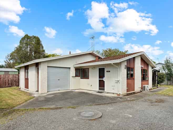 39B Opaki Road, Lansdowne
