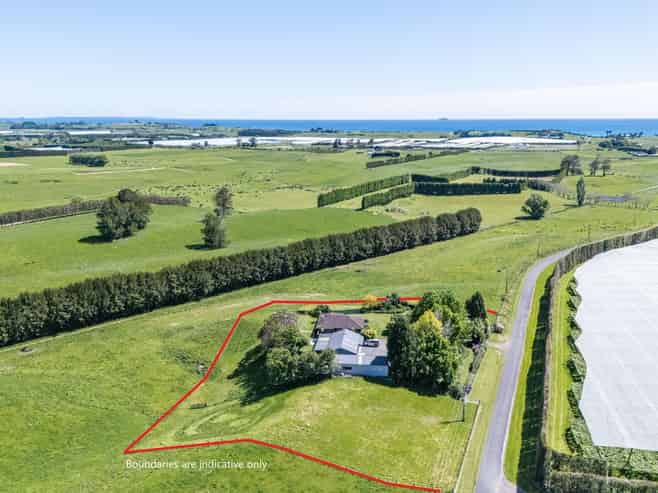 154 Ohinepanea Road, Pukehina