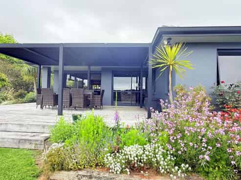 154 Ohinepanea Road, Pukehina