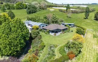 154 Ohinepanea Road, Pukehina