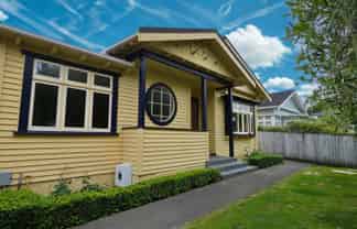 17 Sherwood Street, Woburn