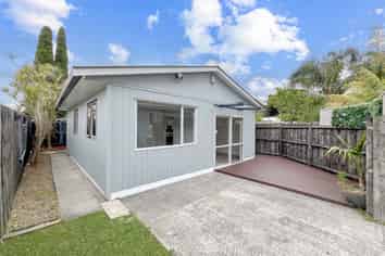 12a Waterfront Road, Mangere Bridge