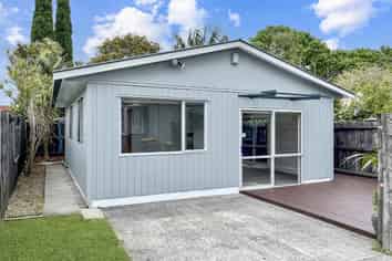 12a Waterfront Road, Mangere Bridge