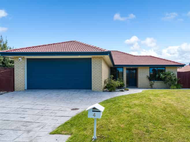 4 Shiraz Place, Henderson