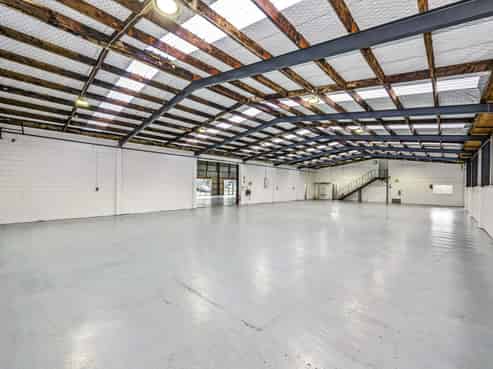 High-profile refurbished industrial