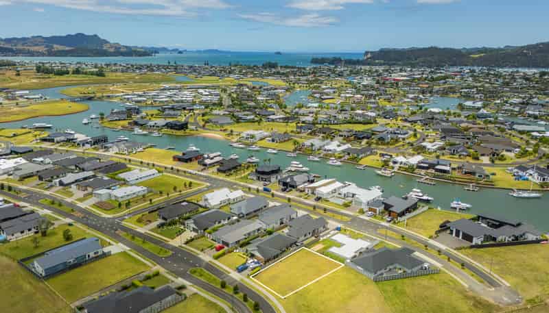 31 Onerere Drive, Whitianga