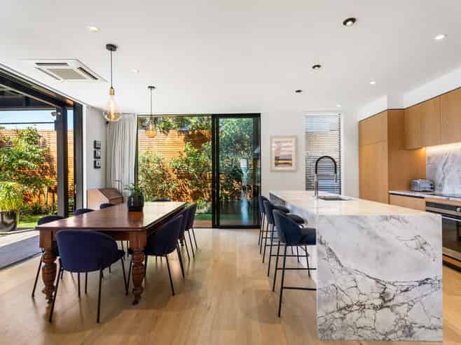 5 Winsomere Crescent, Westmere