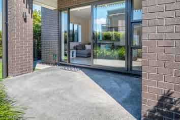 G08/10 Awataha Drive, Northcote