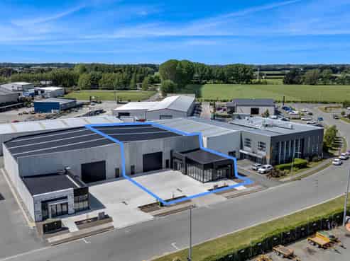 High-quality industrial - now complete