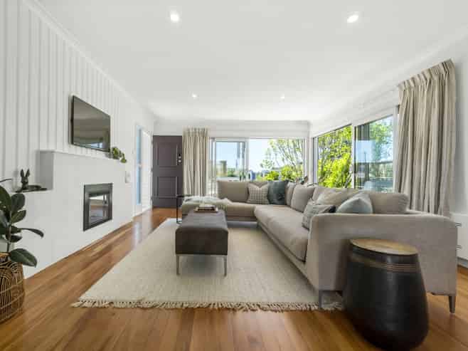 1/33 Exmouth Road, Northcote
