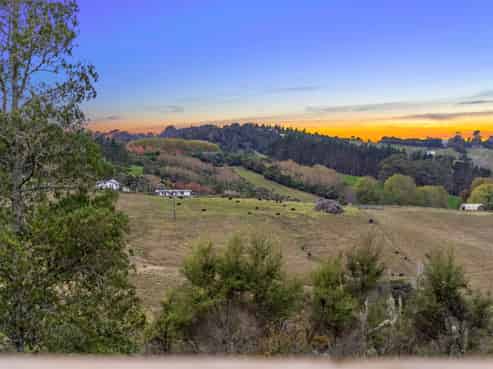 211 Whitehills Road, Waitoki