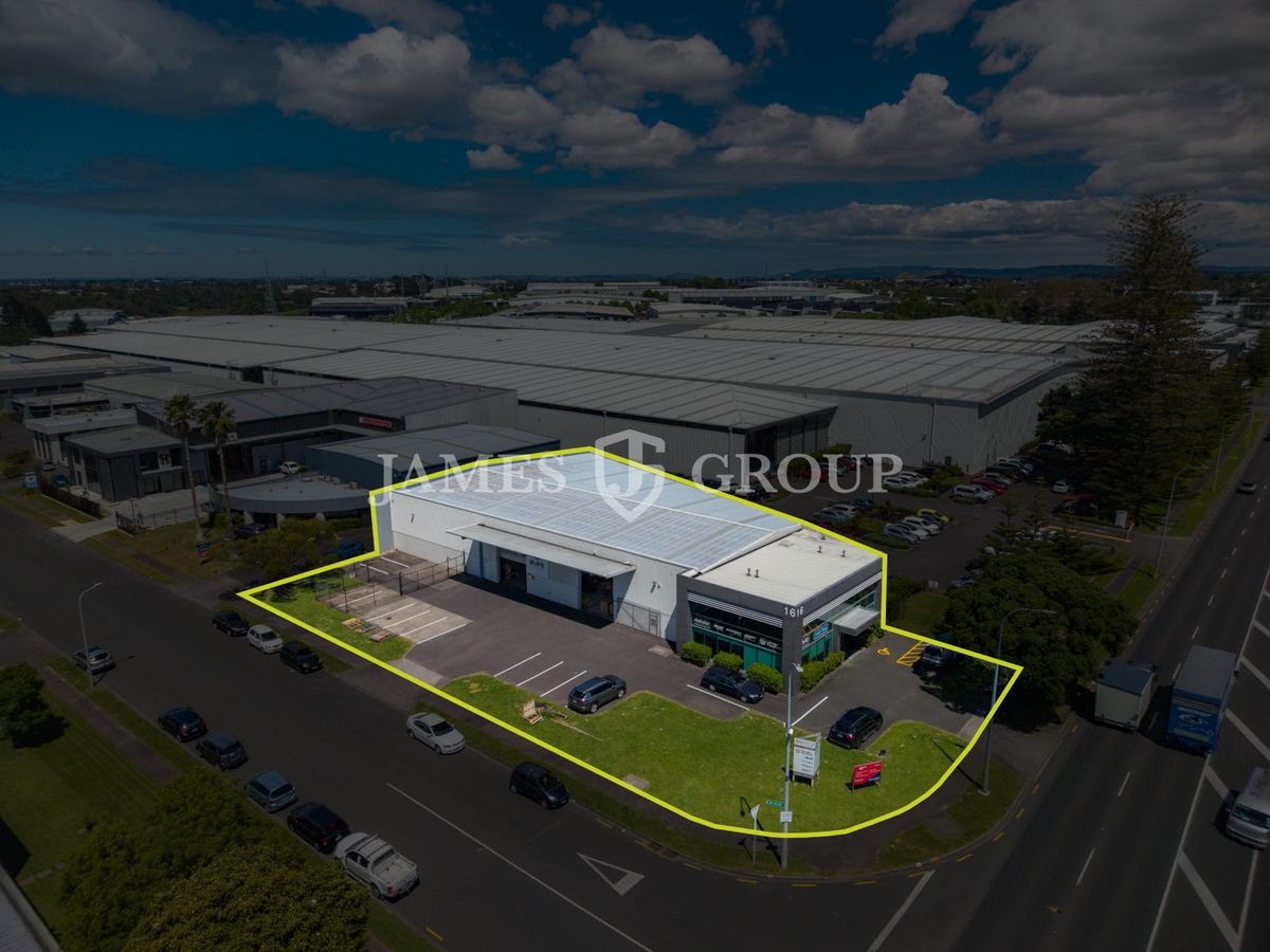 High-Profile Corner Site on Highbrook