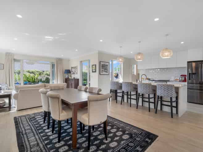 98 Infinity Drive, Pegasus