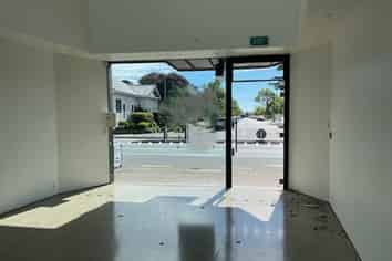 Prime Retail Opportunity - Merivale Mall Precinct