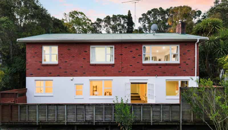 42 West Lynn Road, Titirangi