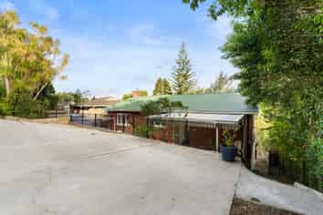 42 West Lynn Road, Titirangi