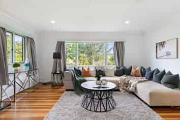 42 West Lynn Road, Titirangi