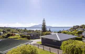 1 Scenic Heights, Acacia Bay