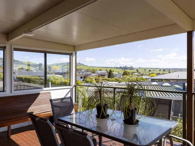 1 Scenic Heights, Acacia Bay